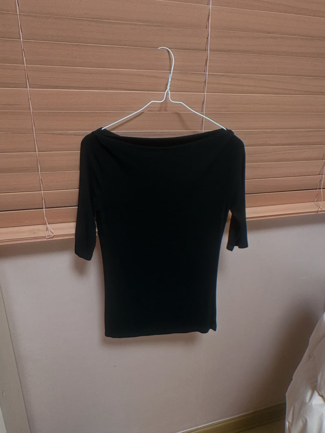 OZBRIDGE 블랙 보트넥 7부 이너 상의 상품이미지1