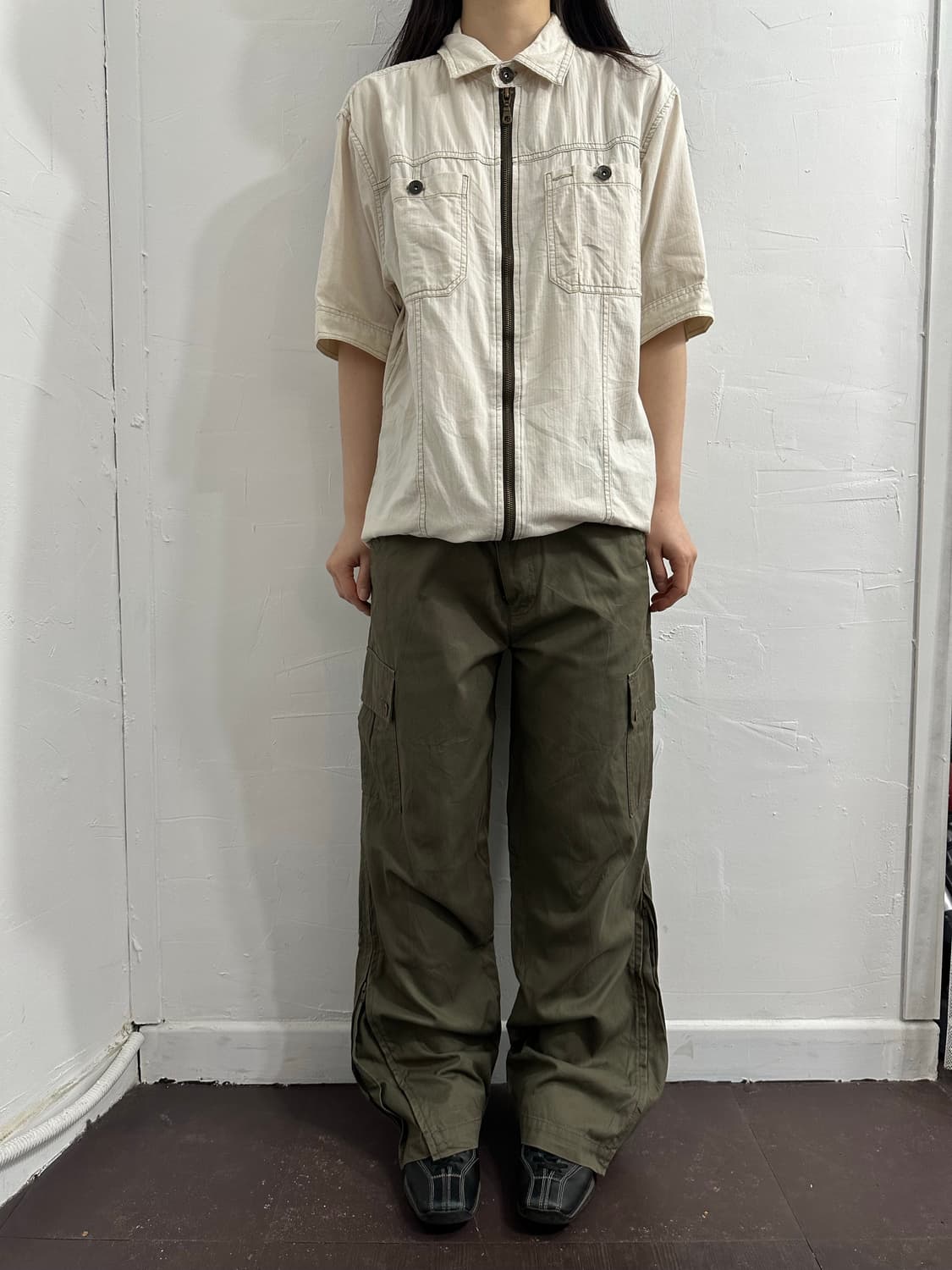 human woman khaki cargo pants 상품이미지4