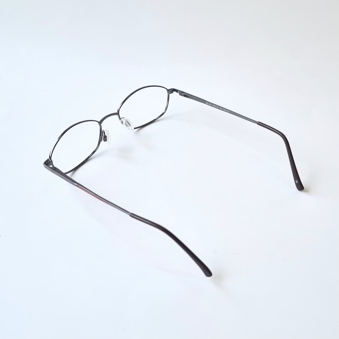 진열상품 오벌형 라운드다각 초경량 안경테 393 상품이미지4