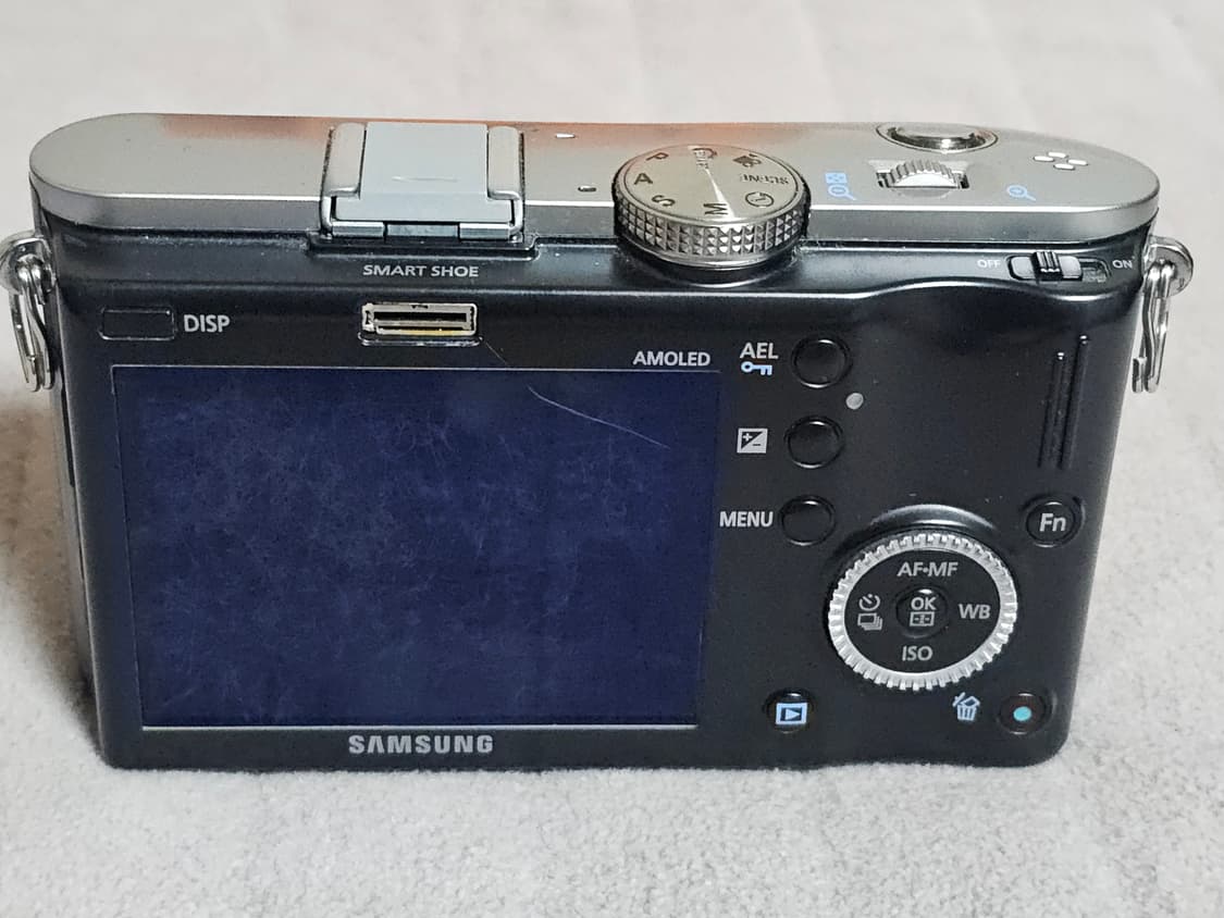 삼성 NX100 미러리스 카메라 바디만 상품이미지5