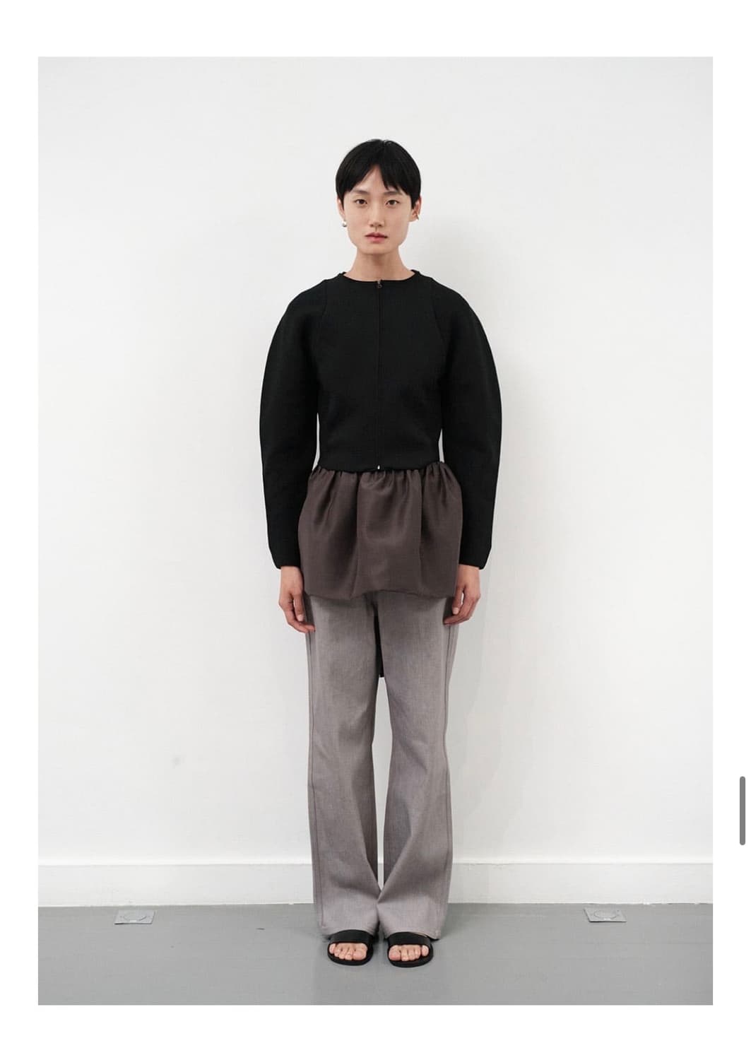 아모멘토 셔링 오간자 벨트 미니 스커트 상품이미지5