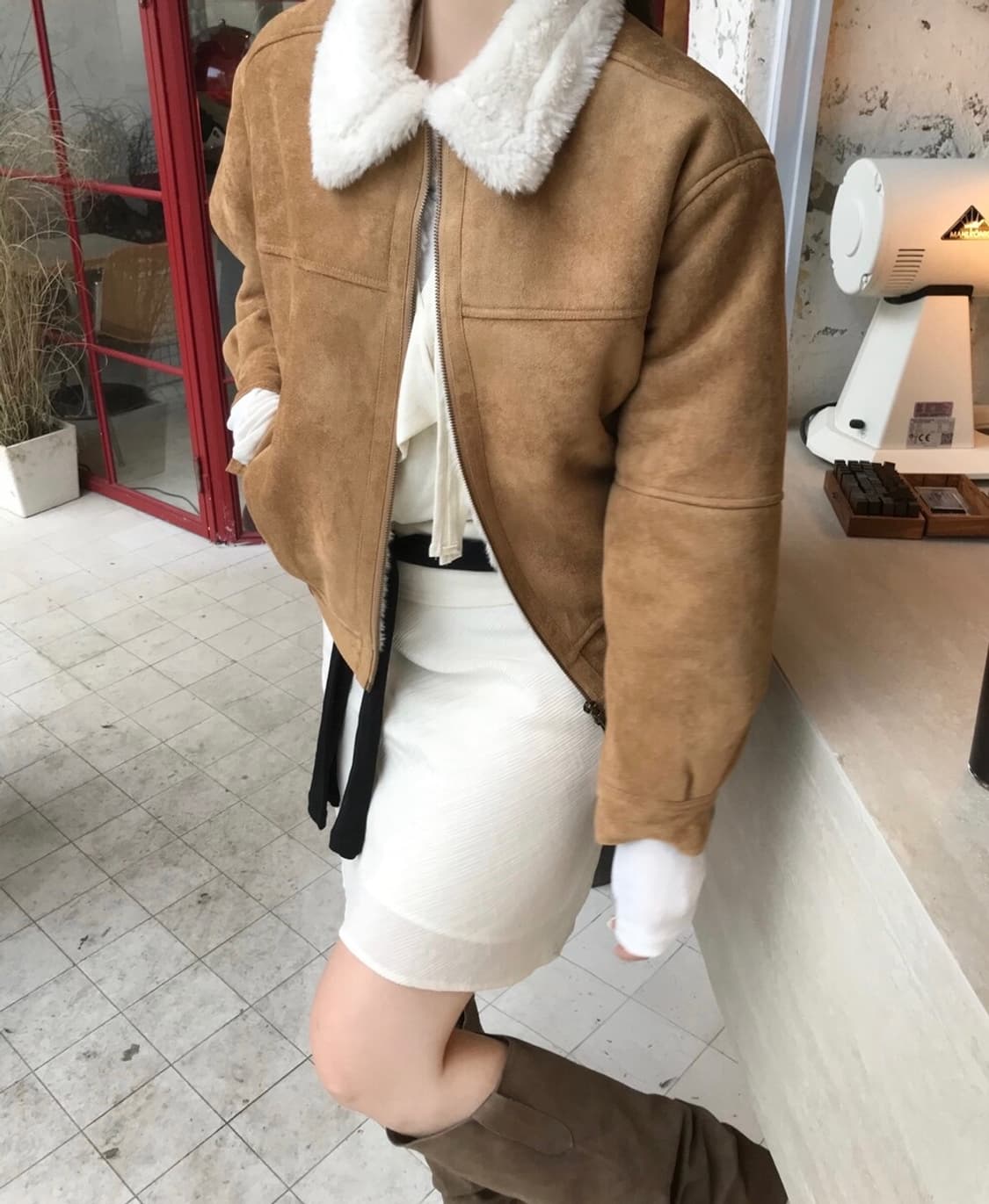 온즈 웨어로우 nost jacket 스웨이드 무스탕 퍼 카라 자켓 상품이미지6