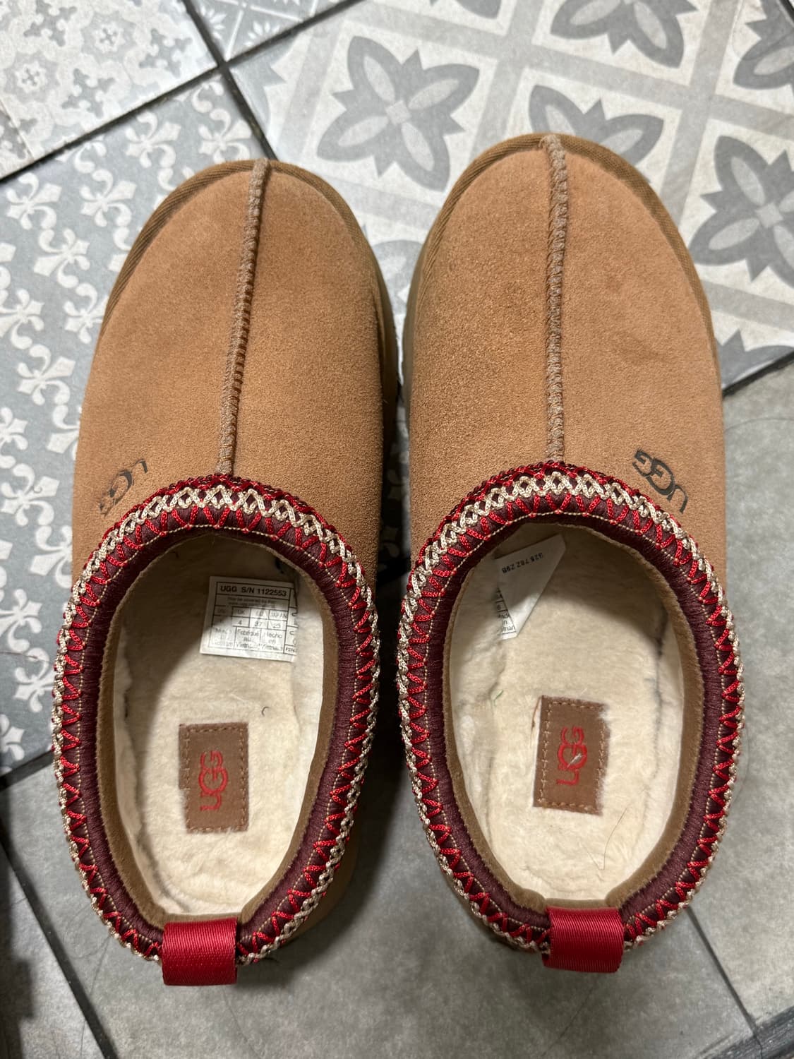 어그 타즈 슬리퍼 체스트넛 6W 상품이미지2