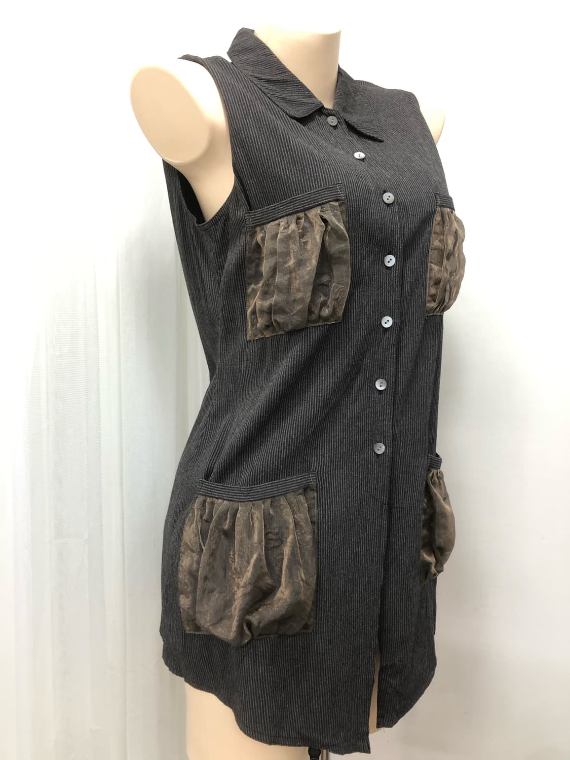 charcoal four big pocket collar vest 상품이미지3