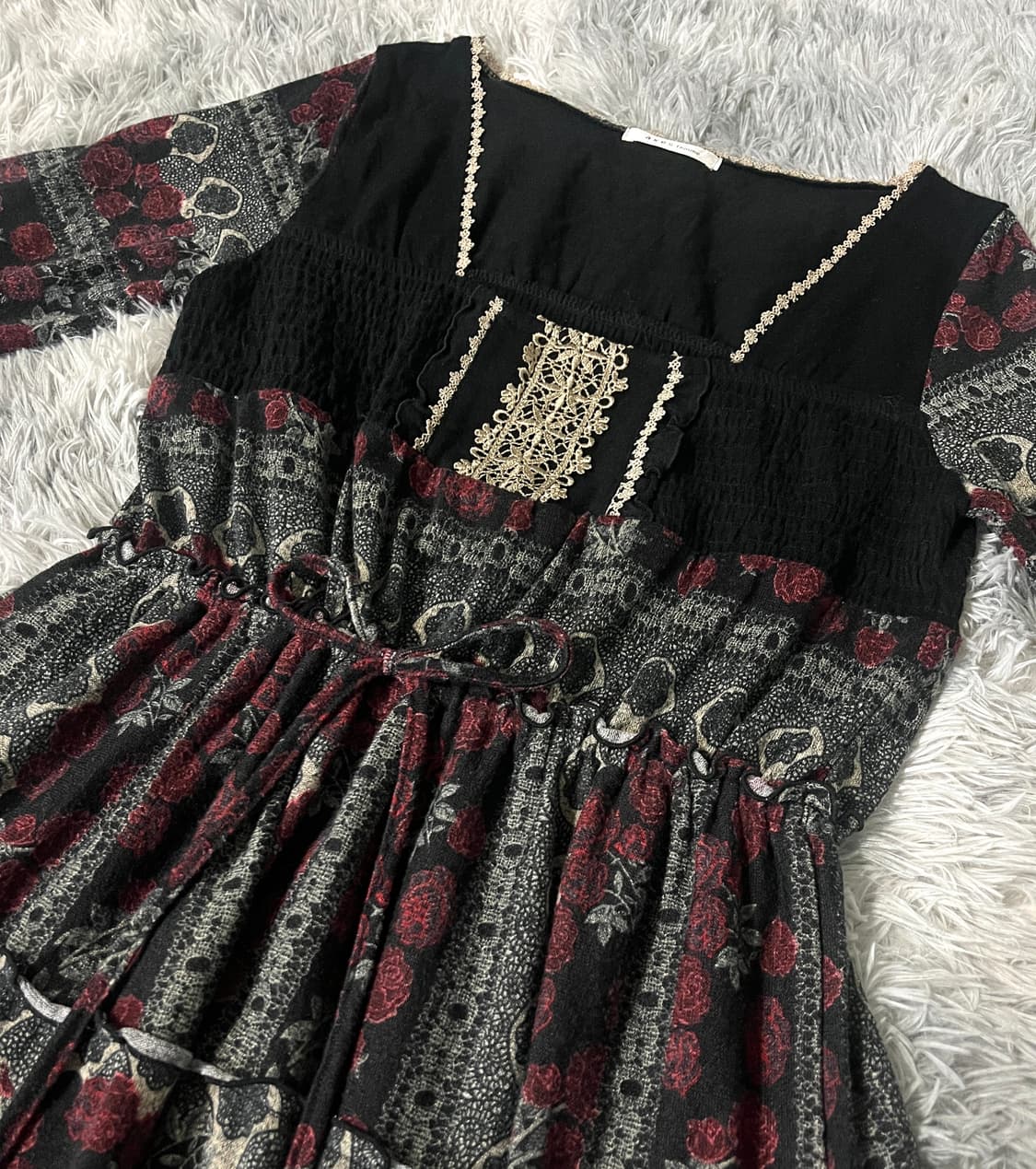 엑시즈팜 엔틱 고스 고딕 레이스 자수 리본 로즈 블랙 원피스  상품이미지6