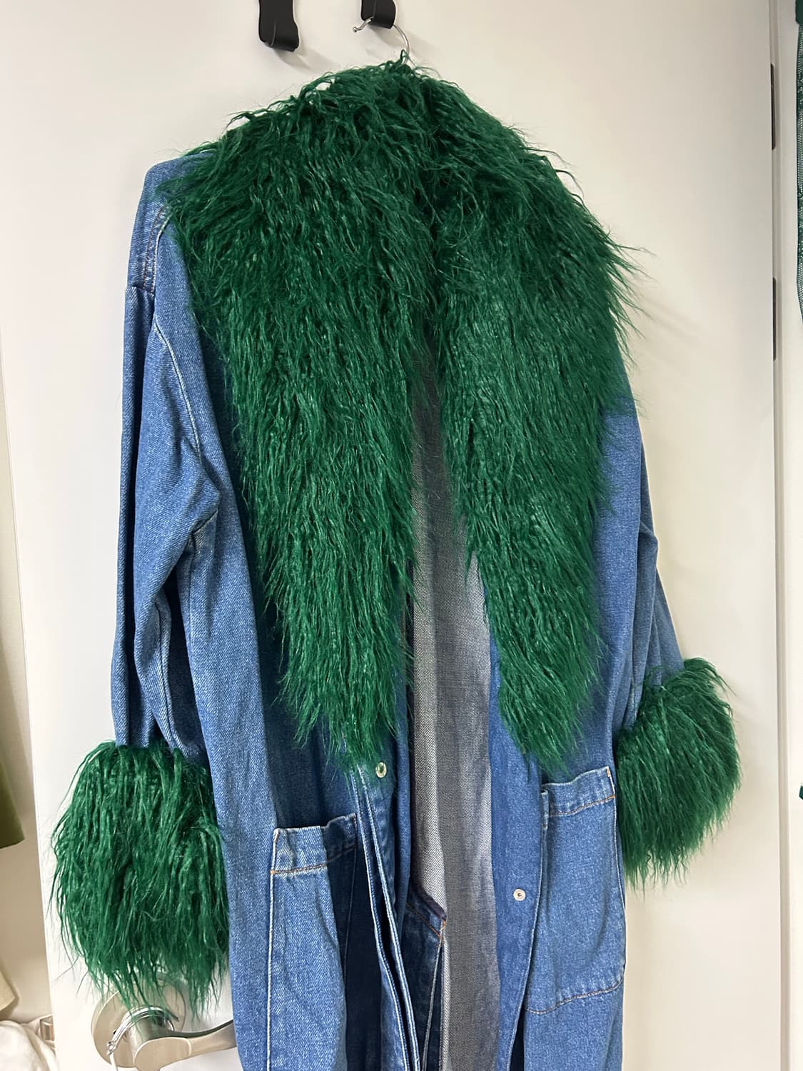 자라(zara) 데님 롱 코트, 그린 퍼 트리밍 상품이미지2