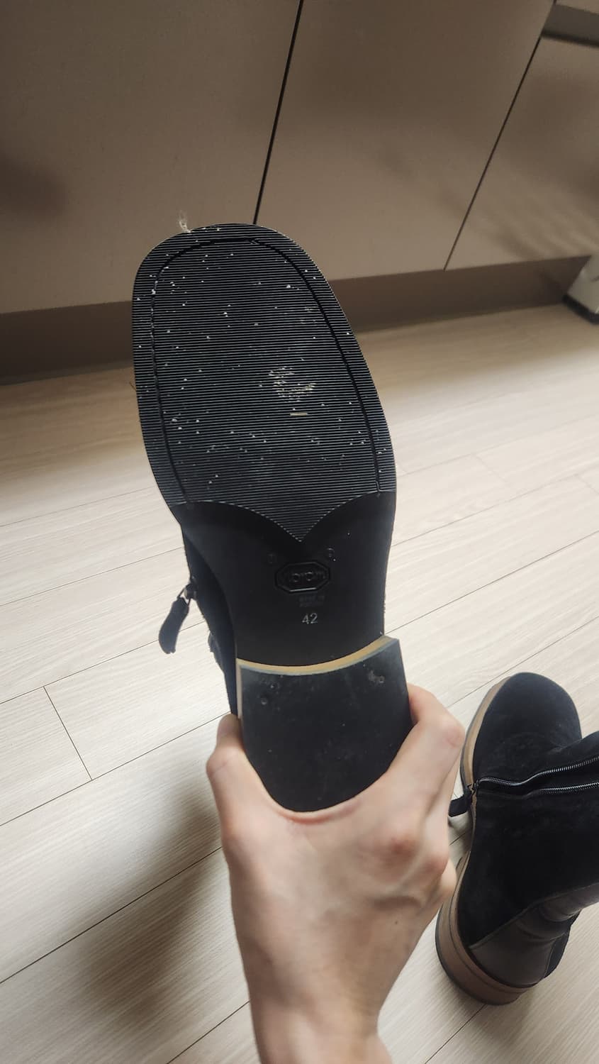 아워레가시 카미온 스웨이드 블랙 42 상품이미지6