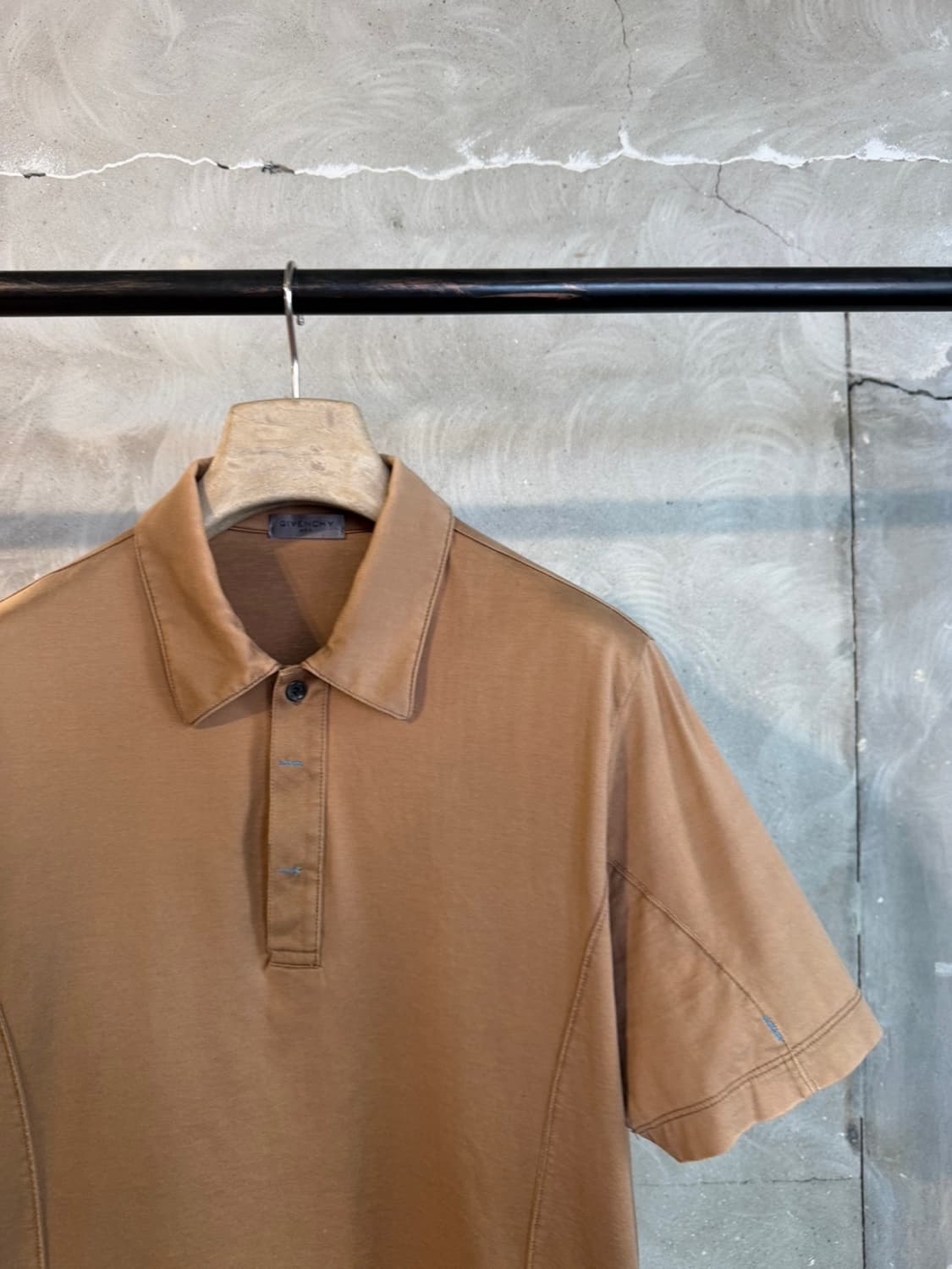 지방시 칼라넥 티셔츠 100 상품이미지7