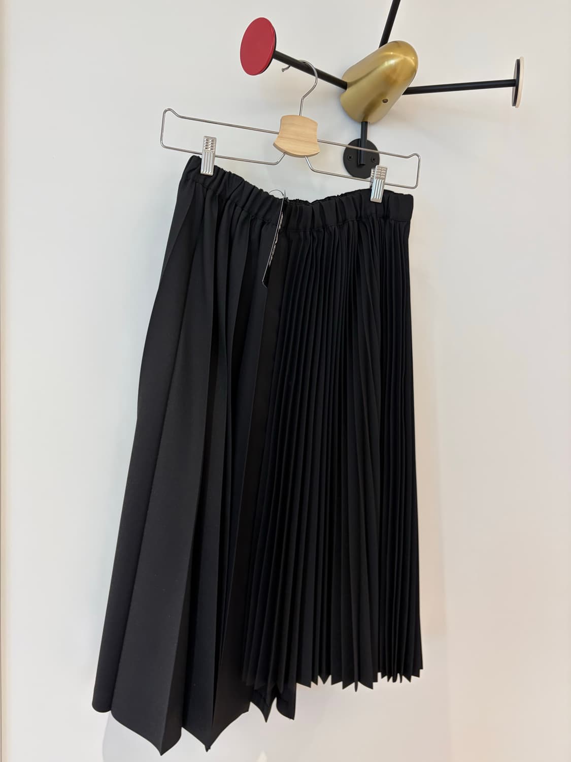 꼼데가르송 블랙 플리츠 스커트 XS 상품이미지1