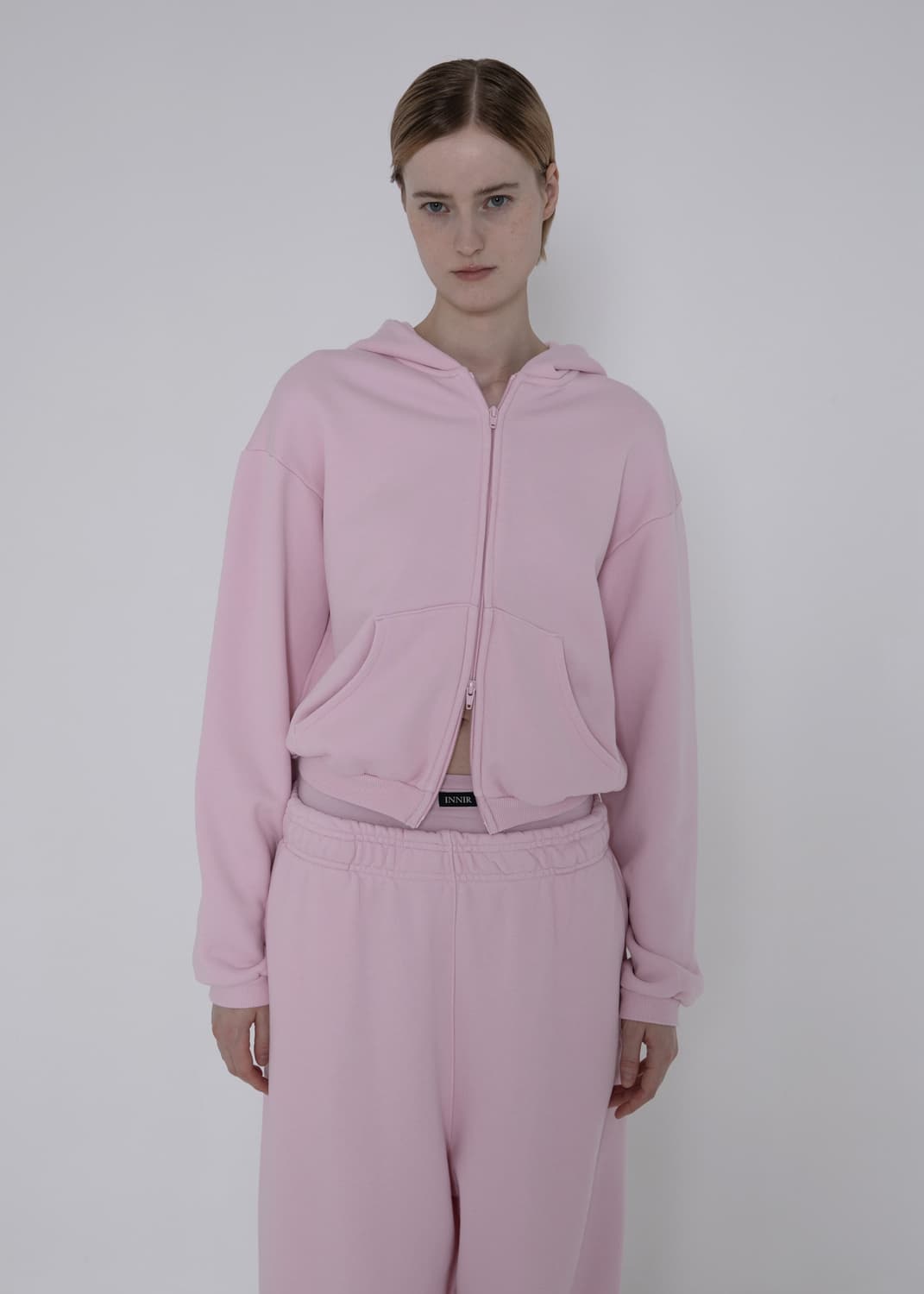 INNIR 253 후드집업 IVEL HOODIE (POWDER PINK) 상품이미지1