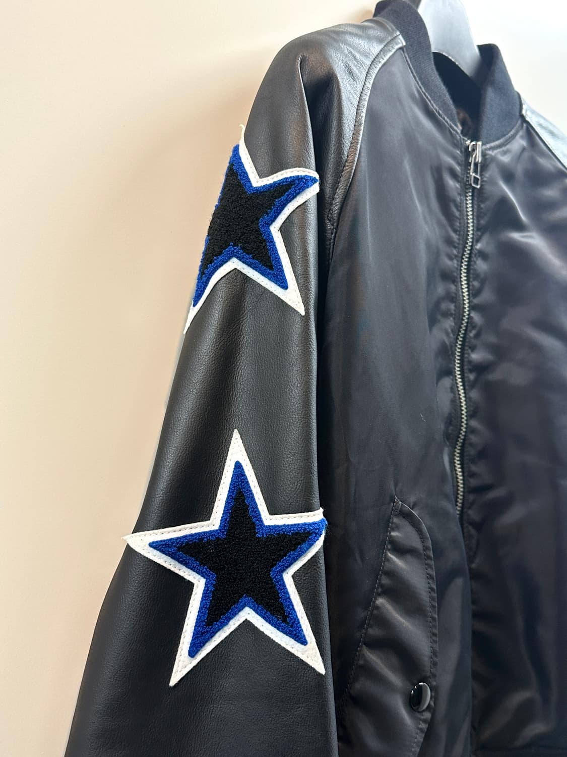 CONVERSE TOKYO 컨버스 스타 자수 스테디엄 패딩 자켓(L) 상품이미지4