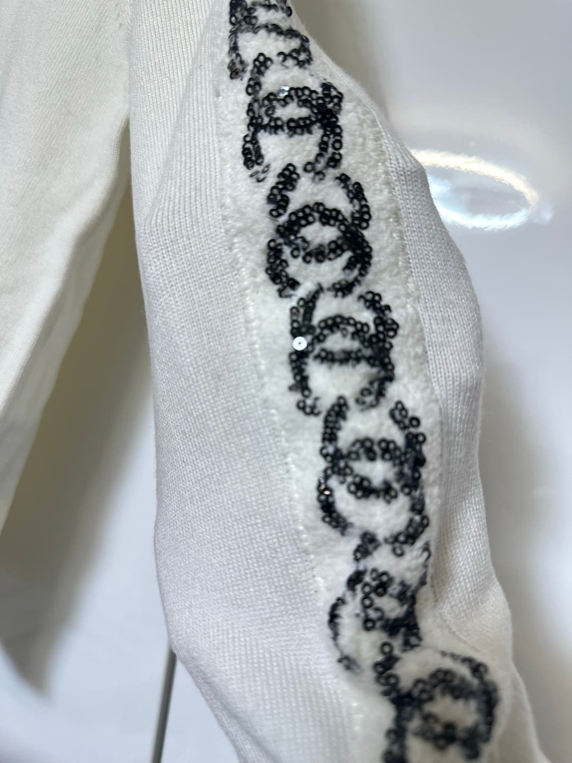 샤넬 울니트 스웨터 블랙 로고 스팽글 정품 상품이미지5