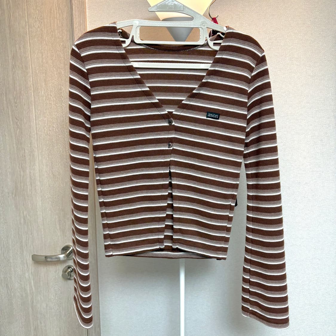 (새상품) 애즈온 Pola Stripe Cardigan(폴라 스트라이프) 상품이미지2