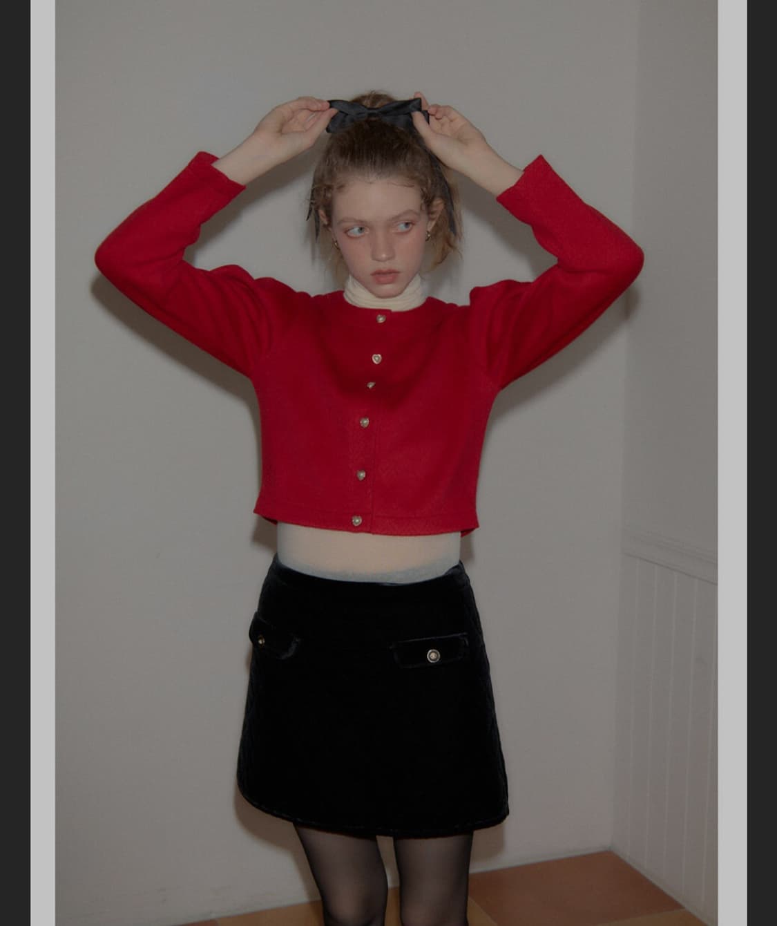 새상품) 살롱드욘 하트 버튼 퍼프 숄더 가디건 red 상품이미지2