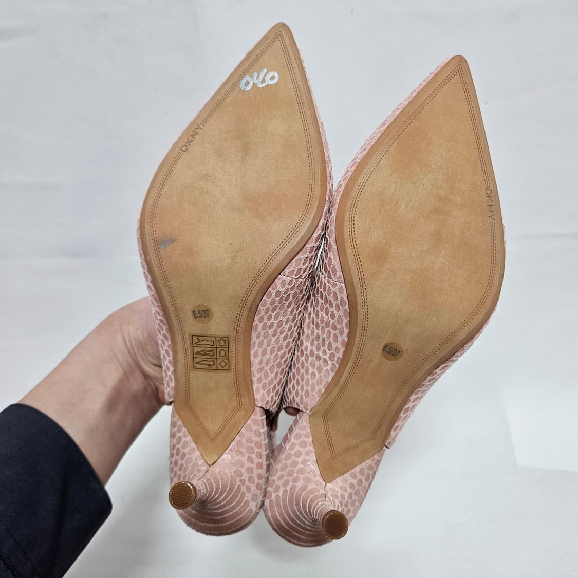 DKNY 플렛 구두 240 상품이미지6