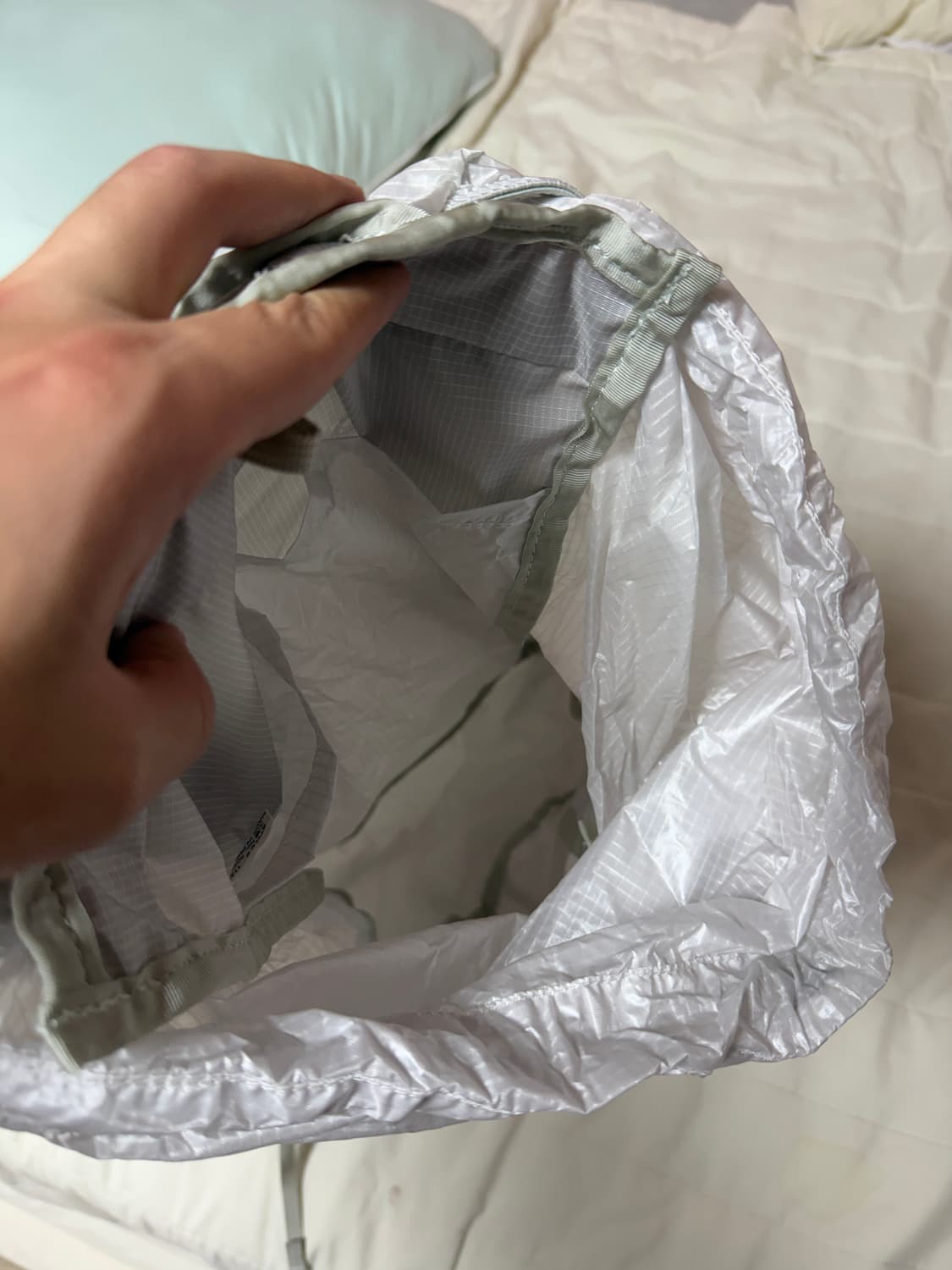 몽벨 버사라이트20L 아이스화이트 상품이미지3