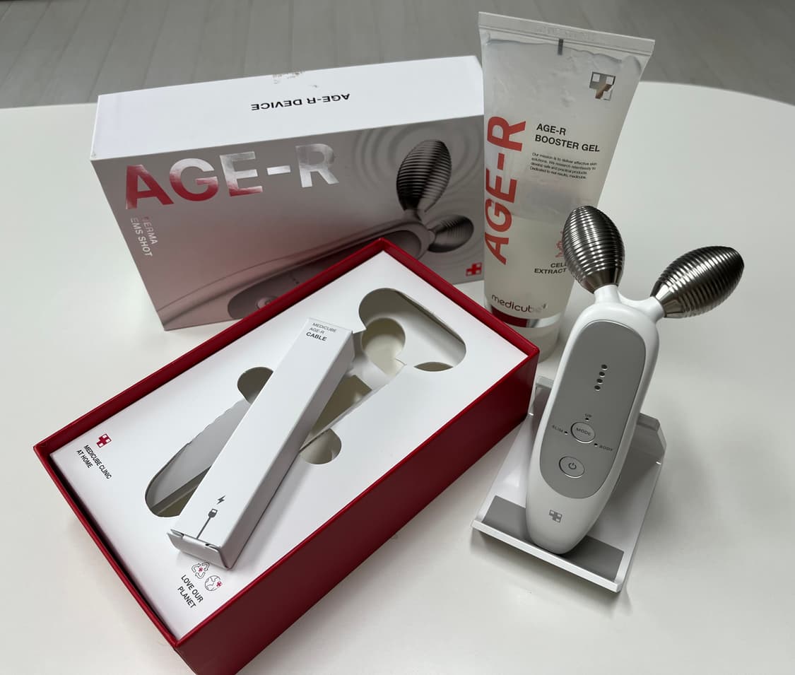 메디큐브 더마 ems 샷 에이지알 상품이미지1