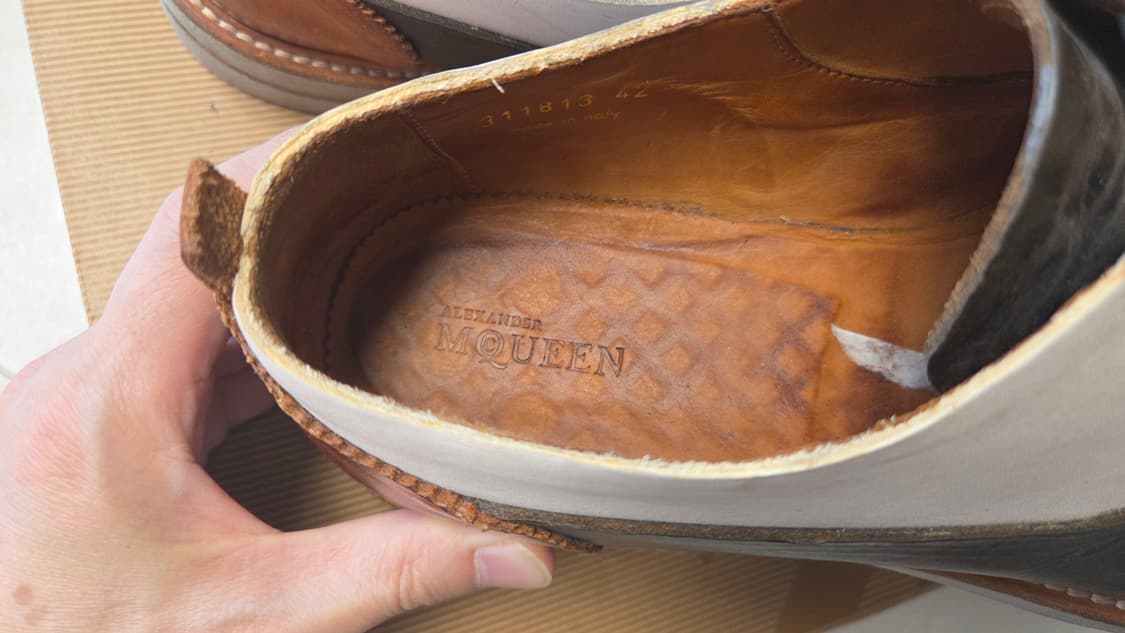 알렉산더 맥퀸 누벅 새들 더비 슈즈 상품이미지8