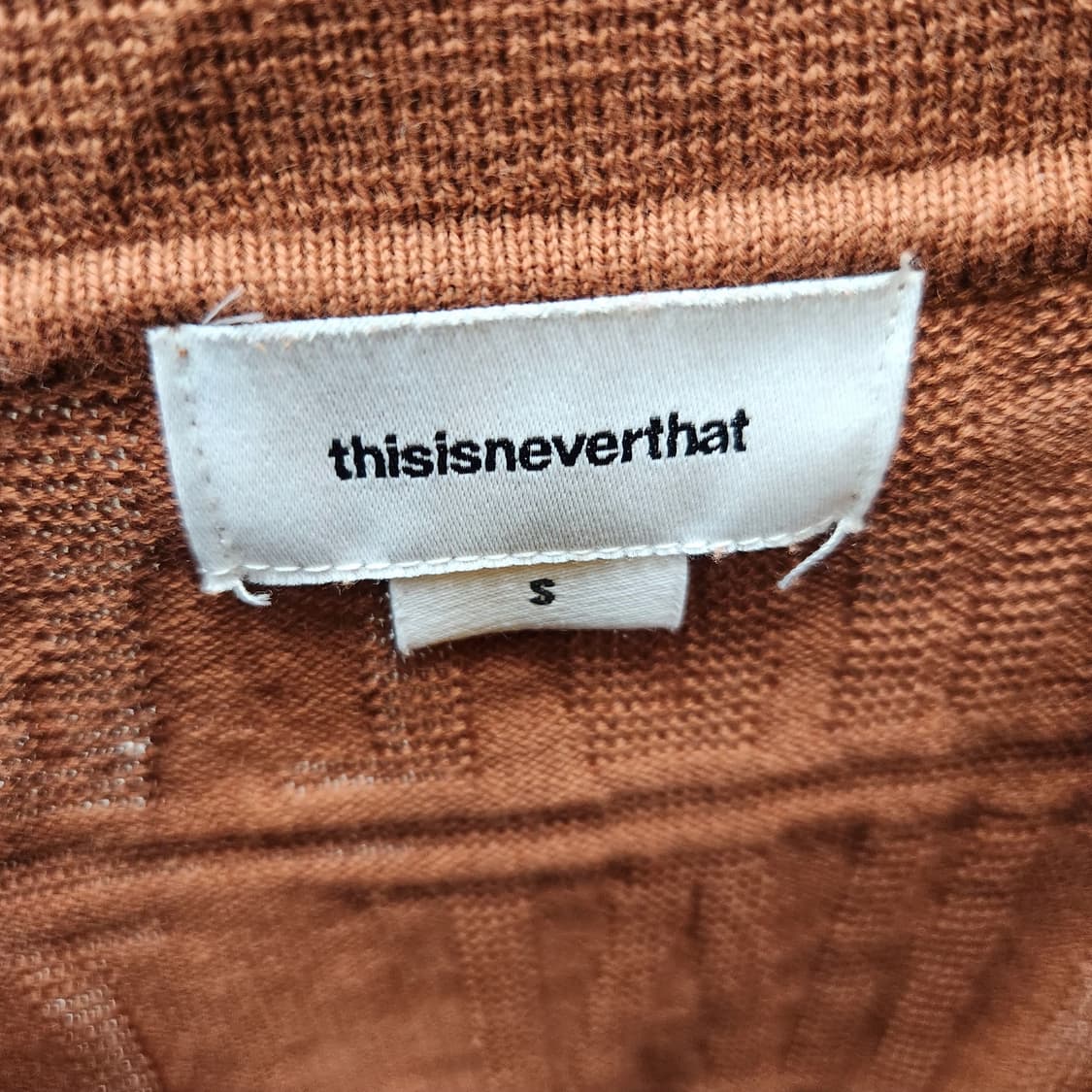 디스이즈네버댓 자카드 니트 반팔카라 S(L) 남여공용 상품이미지5