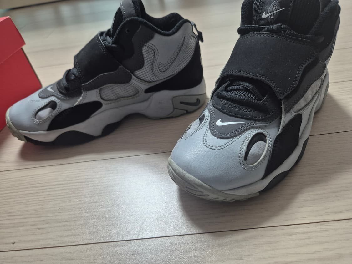 나이키 에어 스피드 터프 235 상품이미지2