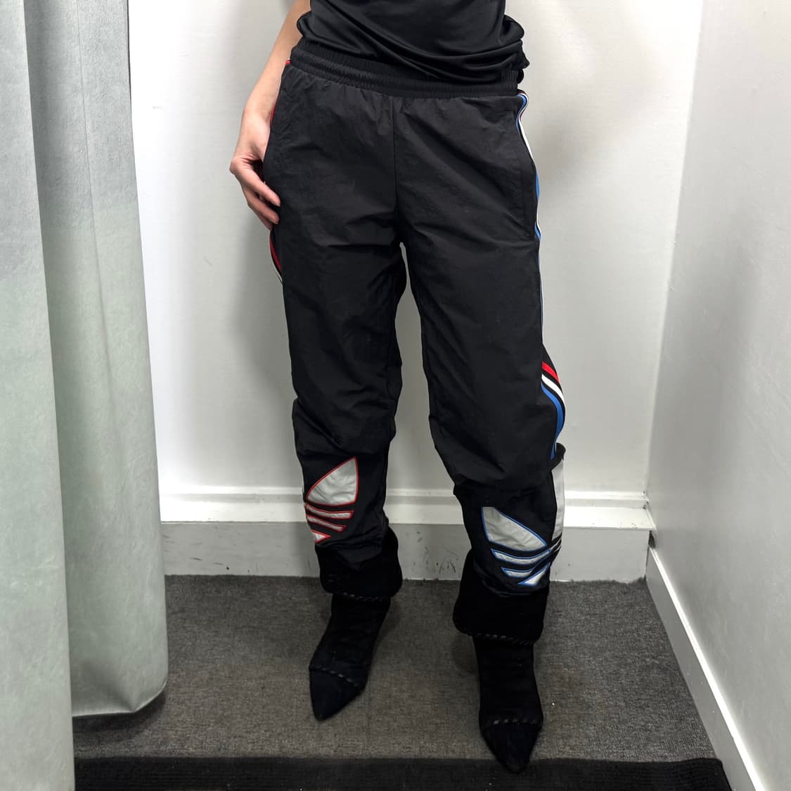 아디다스 레시피 클드블루 블랙 트레이닝 팬츠 상품이미지1