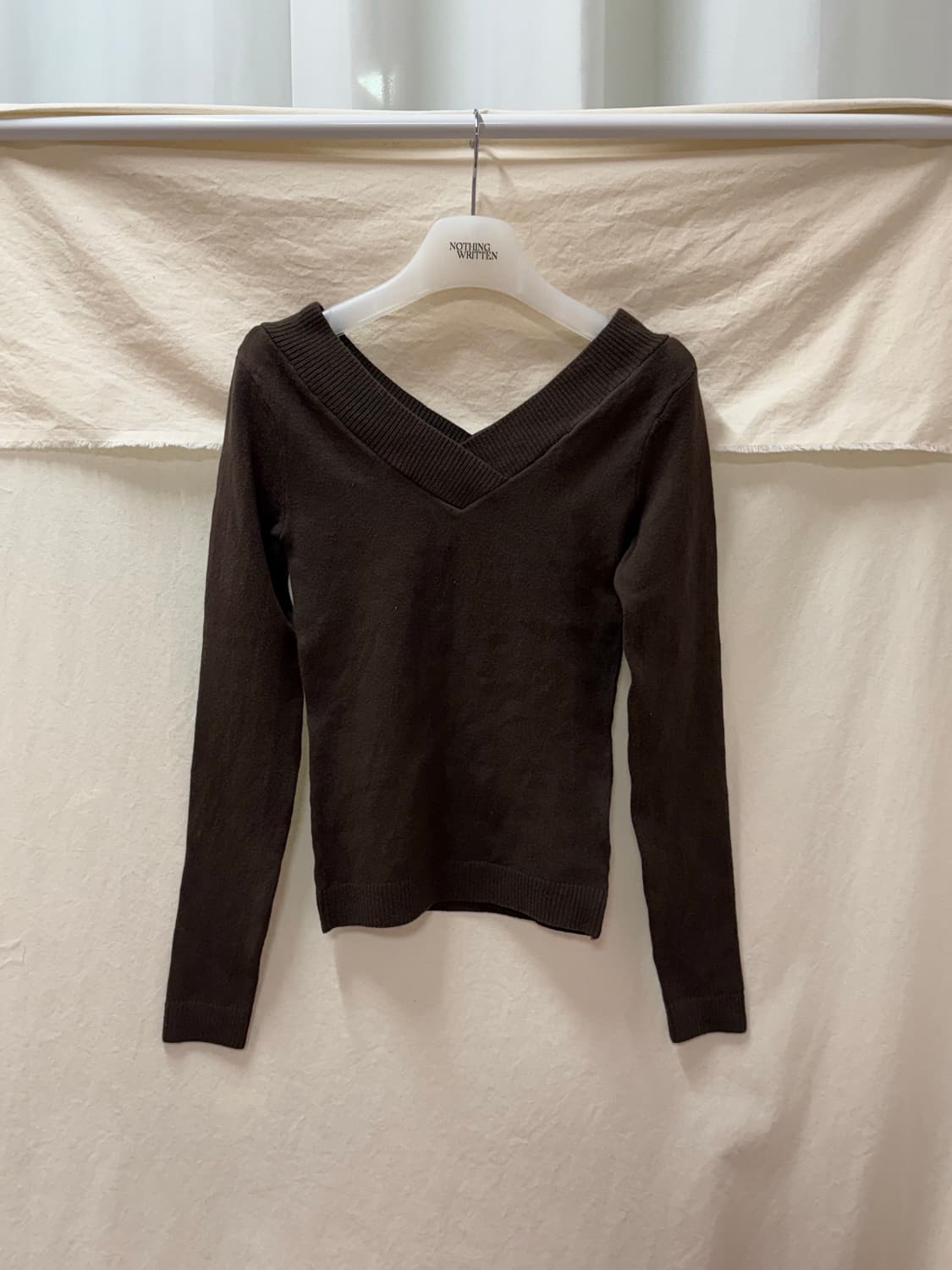 브랜디멜빌 브이넥 니트티 상품이미지1