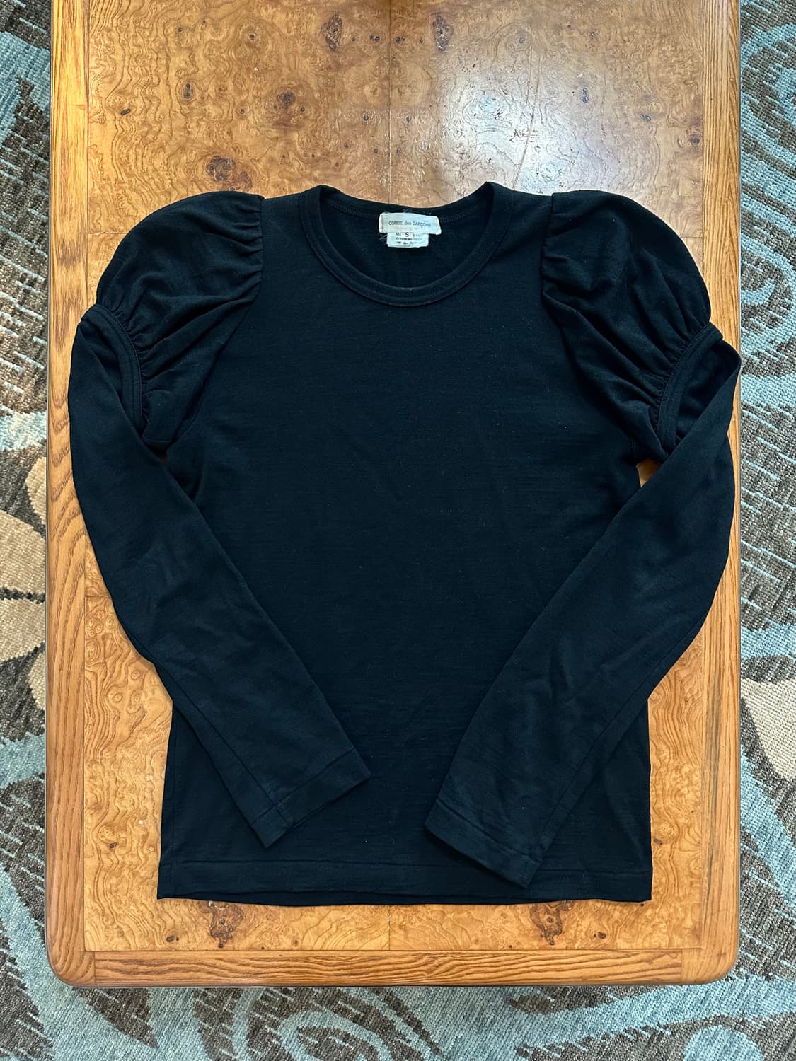 꼼데 퍼프소매 티셔츠 상품이미지1