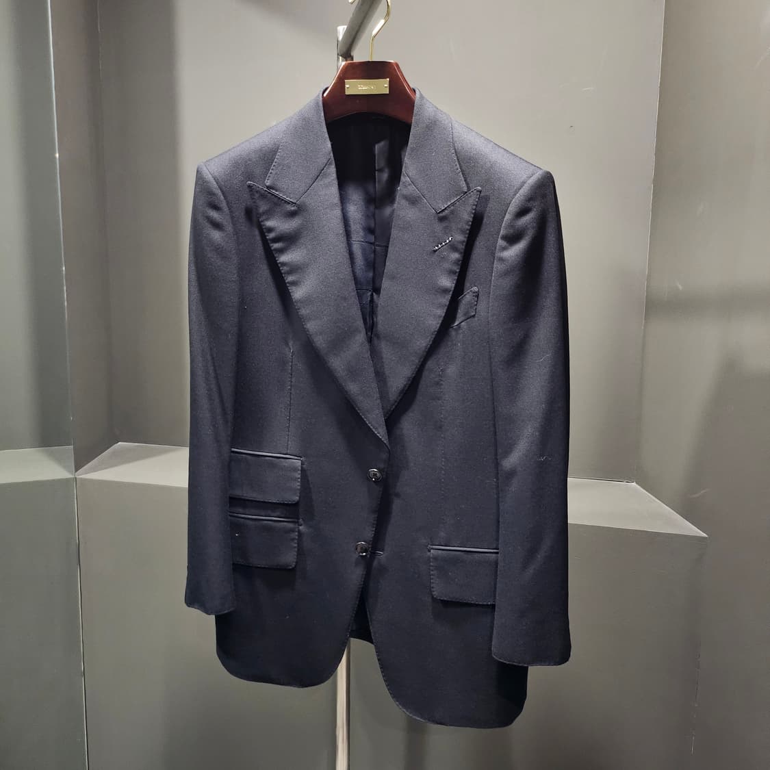 톰포드 아티쿠스 Wool & silk 정장 블레이저 상품이미지1