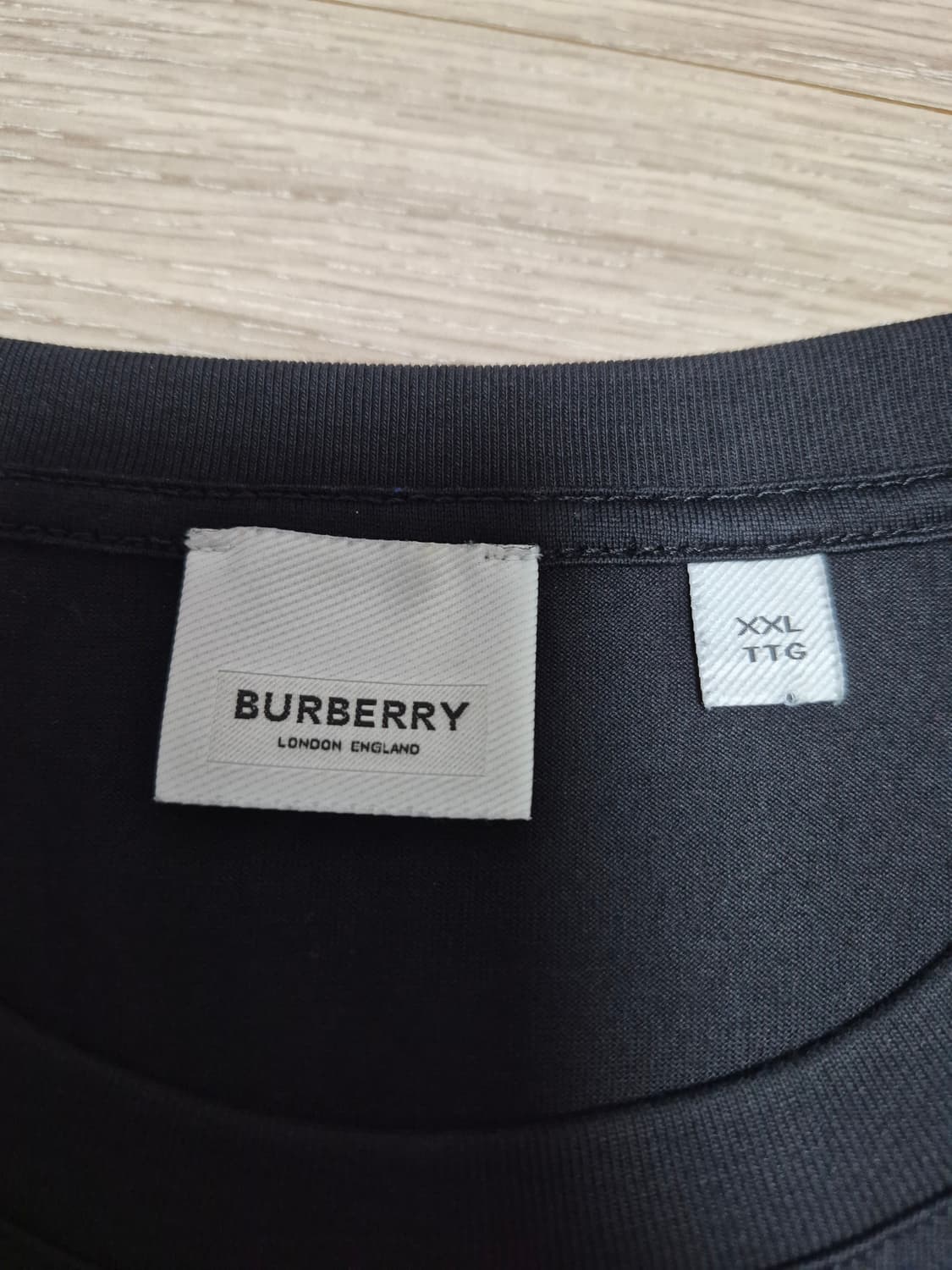 버버리 프린팅 남성반팔티 2XL 상품이미지2