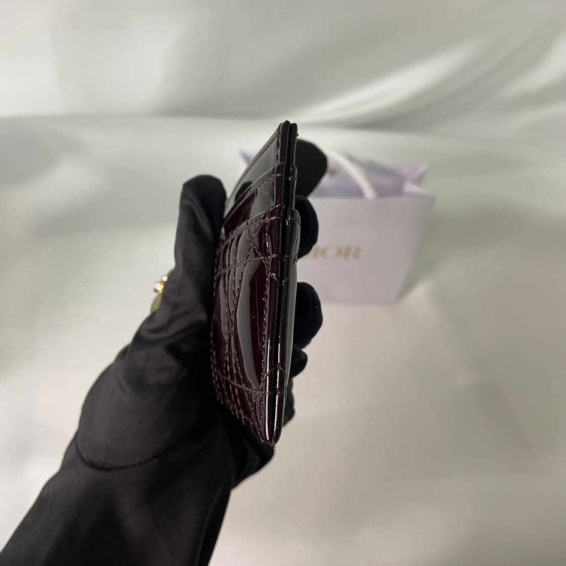 디올 레이디 페이던트 카드지갑 버건디 S급 상품이미지3