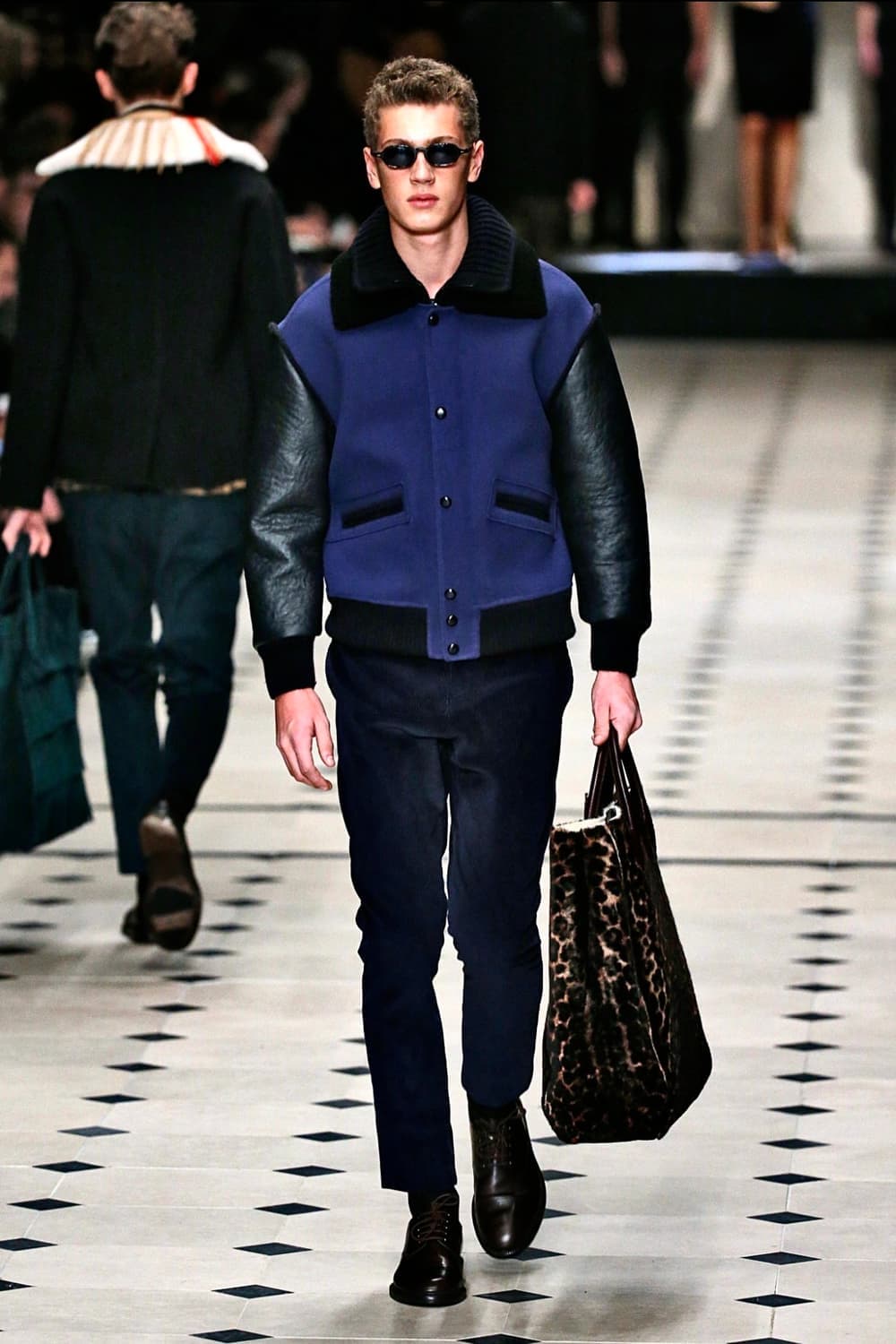 버버리 프로섬 15fw 팔가죽 봄버 50사이즈 상품이미지5