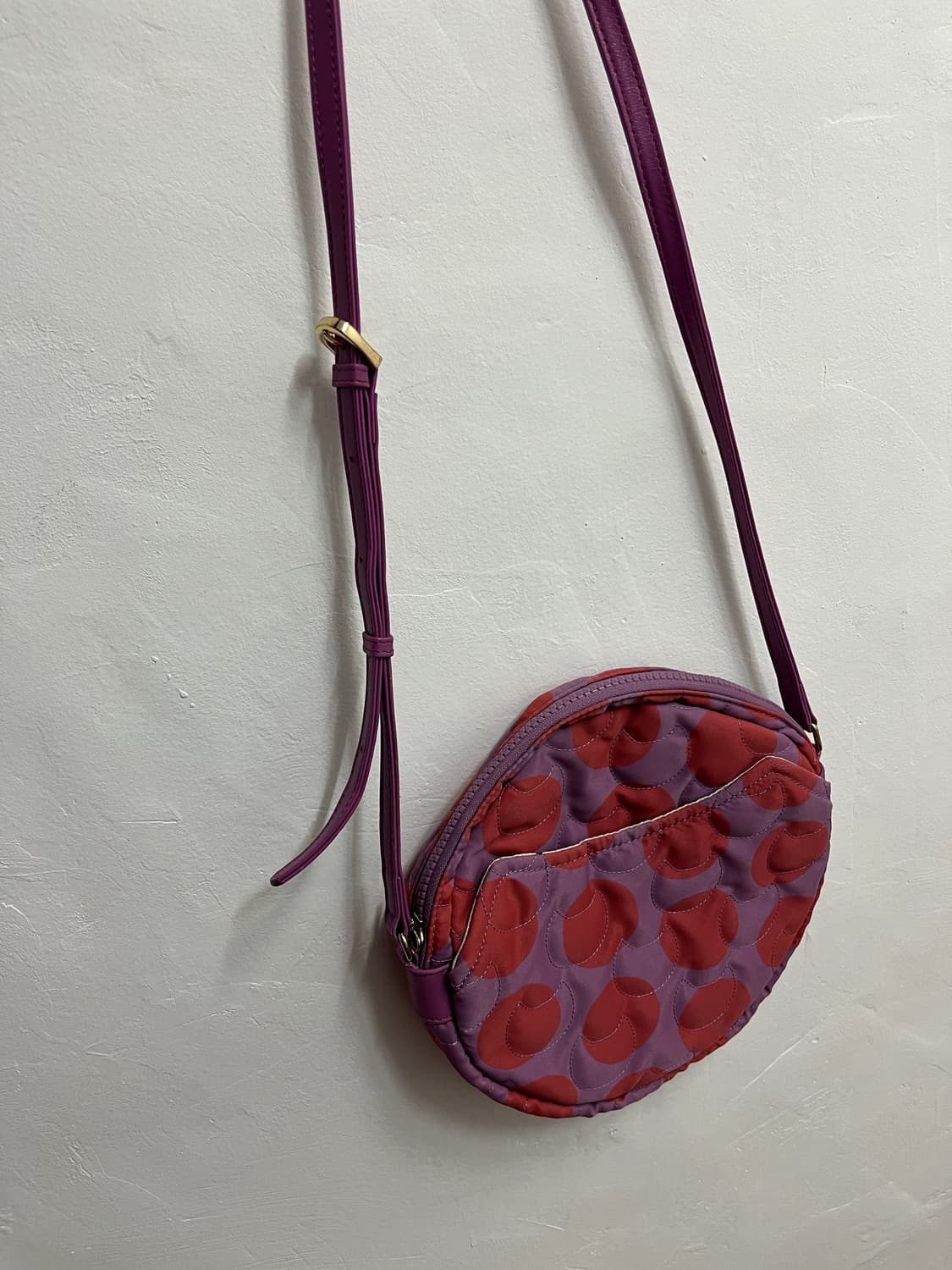 냥이가 숨겨진 퍼플 도트 크로스백 🐱 상품이미지9