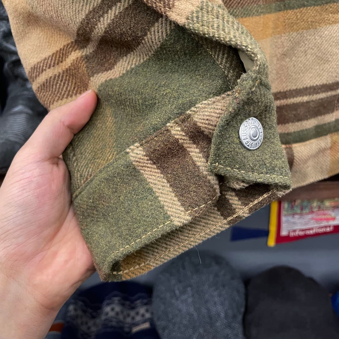 리바이스 프리미엄 체크 쉐르파 데님 트러커 자켓 상품이미지6