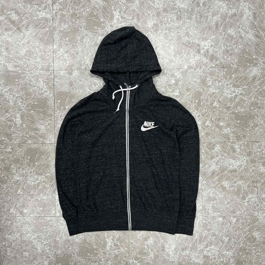 나이키 여리핏 푸츄라 걸즈 후드집업 희귀져지(XL) 상품이미지2