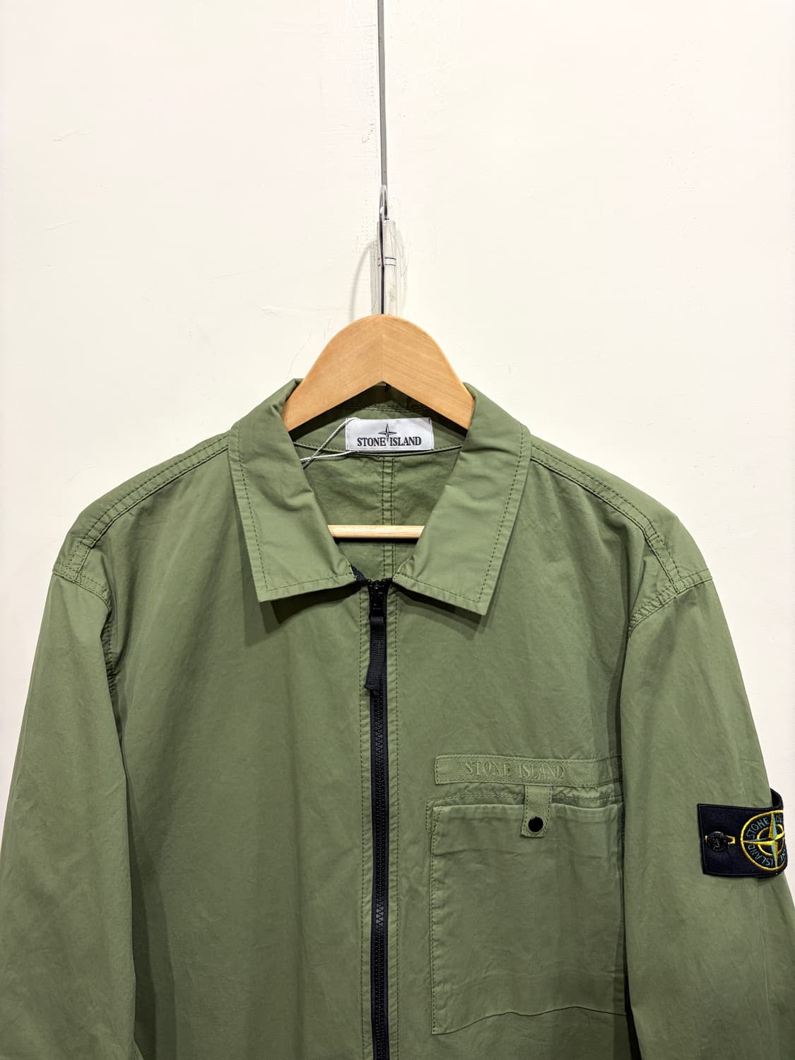 22SS 스톤아일랜드 스트레치 가먼트 다이드 셔츠 자켓 상품이미지4