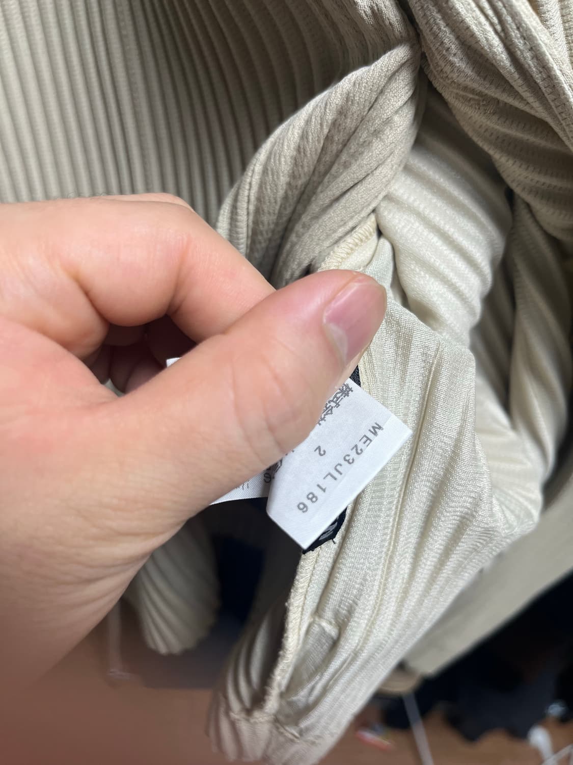 이세이미야케 멘 플리츠 가디건 상품이미지10