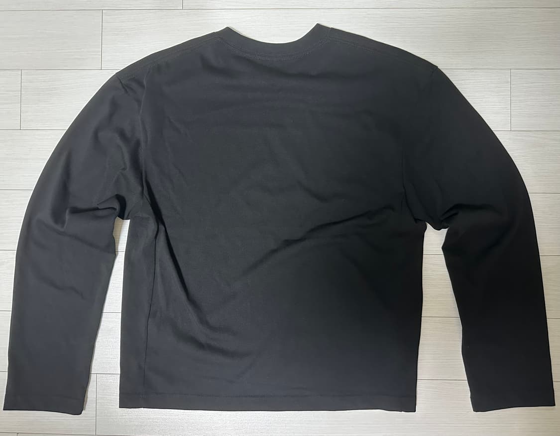 다이브인 크롭 롱슬리브 0 [블랙] 상품이미지2