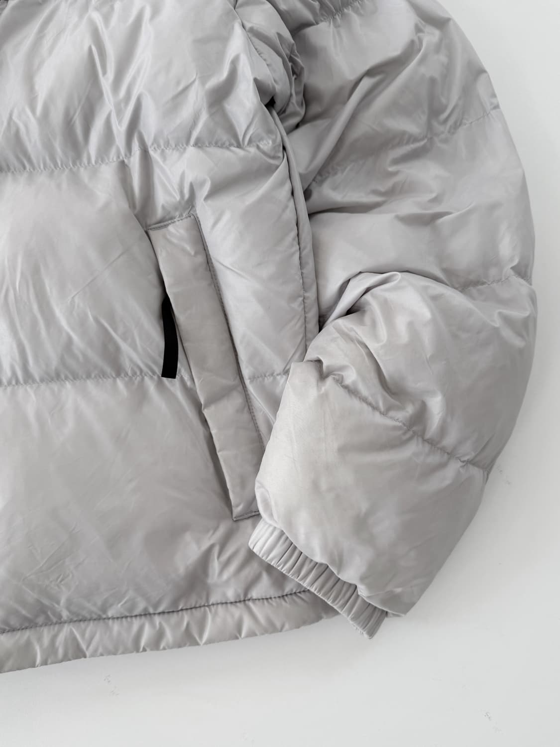 노스페이스 루즈핏 아이스 그레이 눕시 온 볼 패딩 상품이미지5