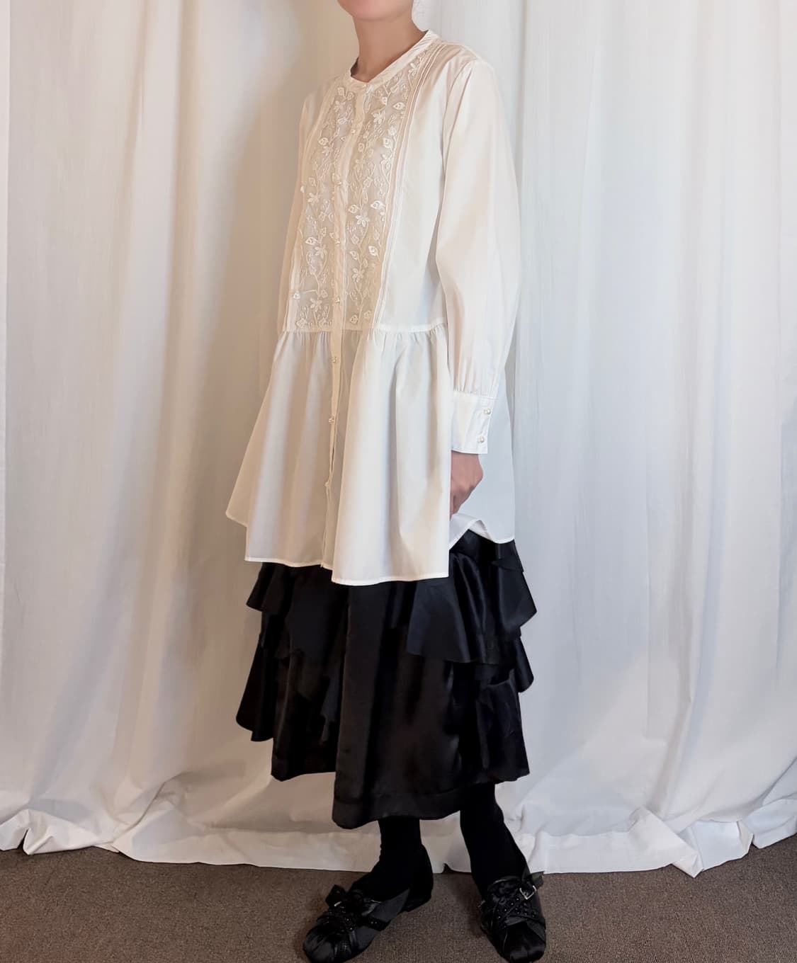 Floral Lace Shirring Shirt - White 상품이미지2