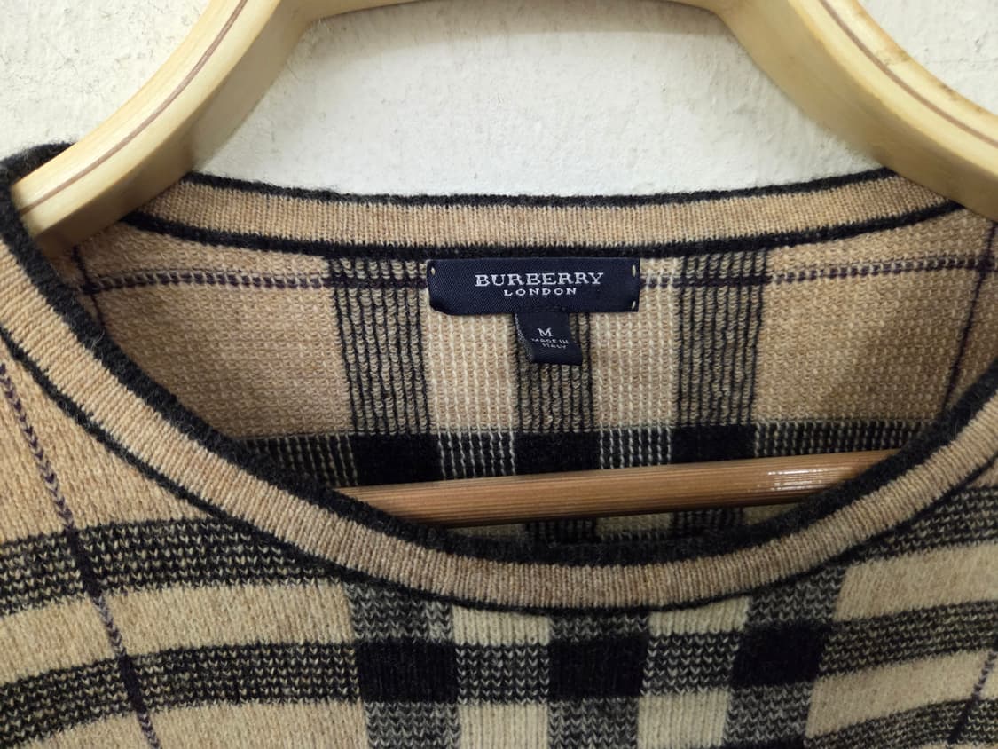 버버리 런던 체크 니트 M 상품이미지2