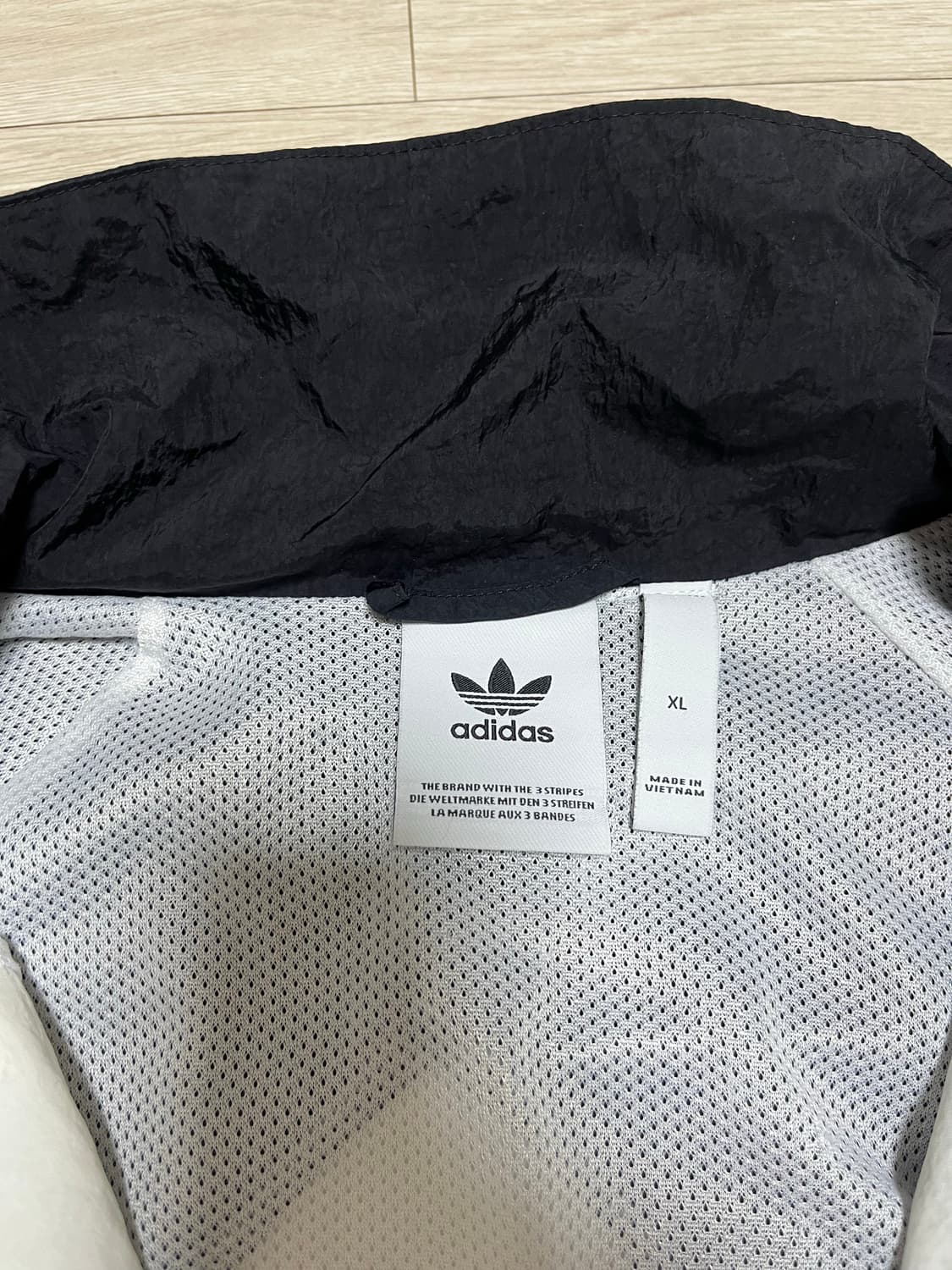 아디다스 빅로고 빅 트레포일 트랙탑 바람막이 fm9892 상품이미지3