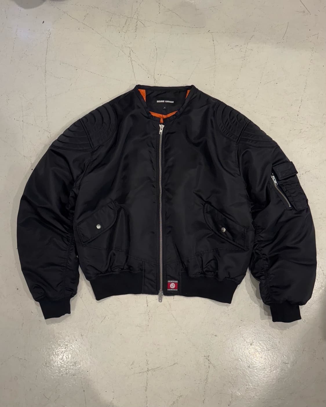 인세인 개러지 패티드 나일론 봄버자켓 상품이미지1