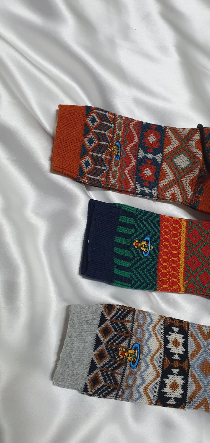 그린 그레이 브라운 레드 에스닉 민족풍 체크 도형 비비안웨스트우드  양말 상품이미지4