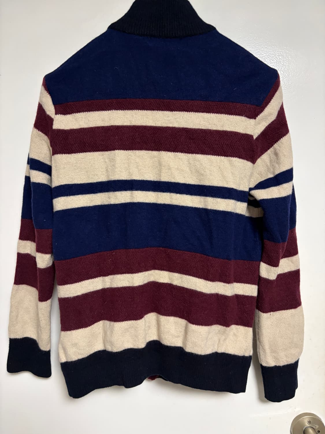 헤지스 남성 니트 집업 상품이미지2