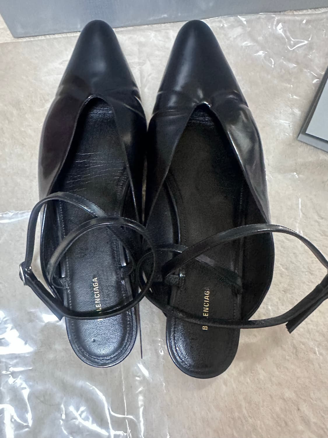 발렌시아가 스트랩 플랫 38 상품이미지3