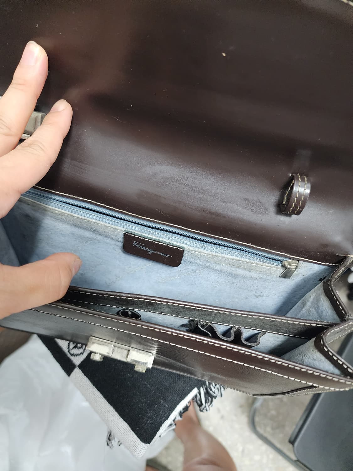페라가모 빈티지 클러치백 상품이미지5