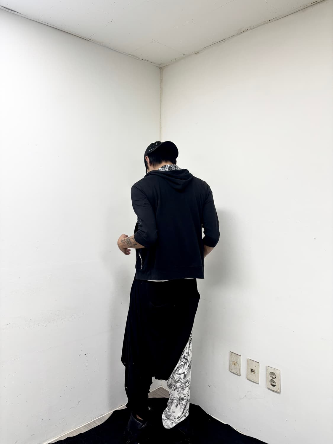 “Michel Klein” Minimal 2-way Check Hoode 상품이미지10