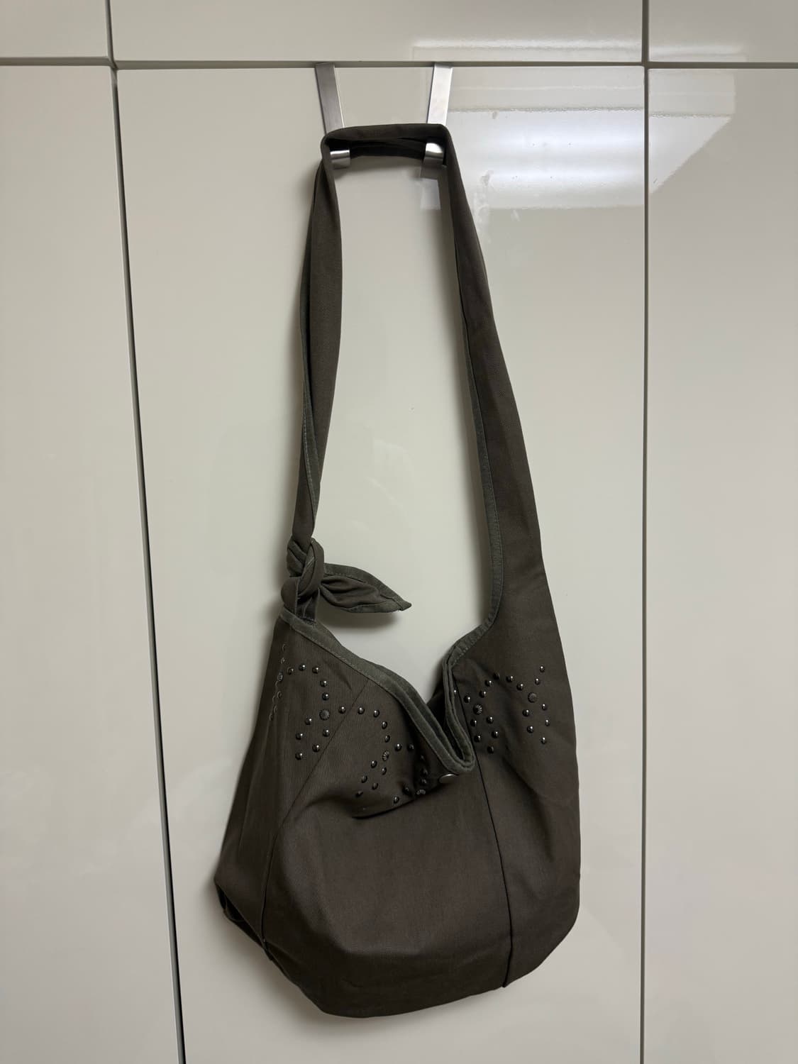 모래하우스 콘초 타이백 카키 상품이미지1