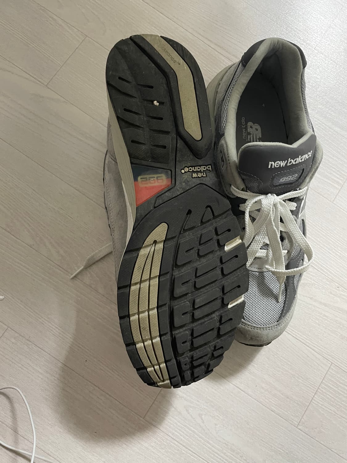 뉴발란스 992 상품이미지4