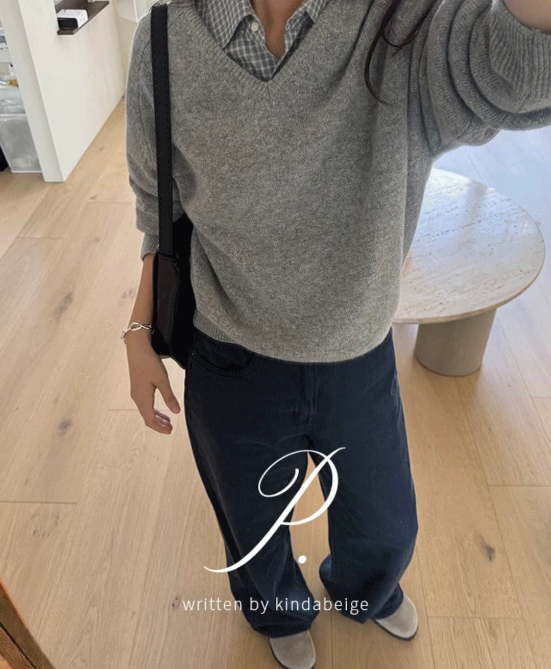 [새상품] 킨다베이지 보주 브이넥 캐시 니트 멜란지그레이 상품이미지2